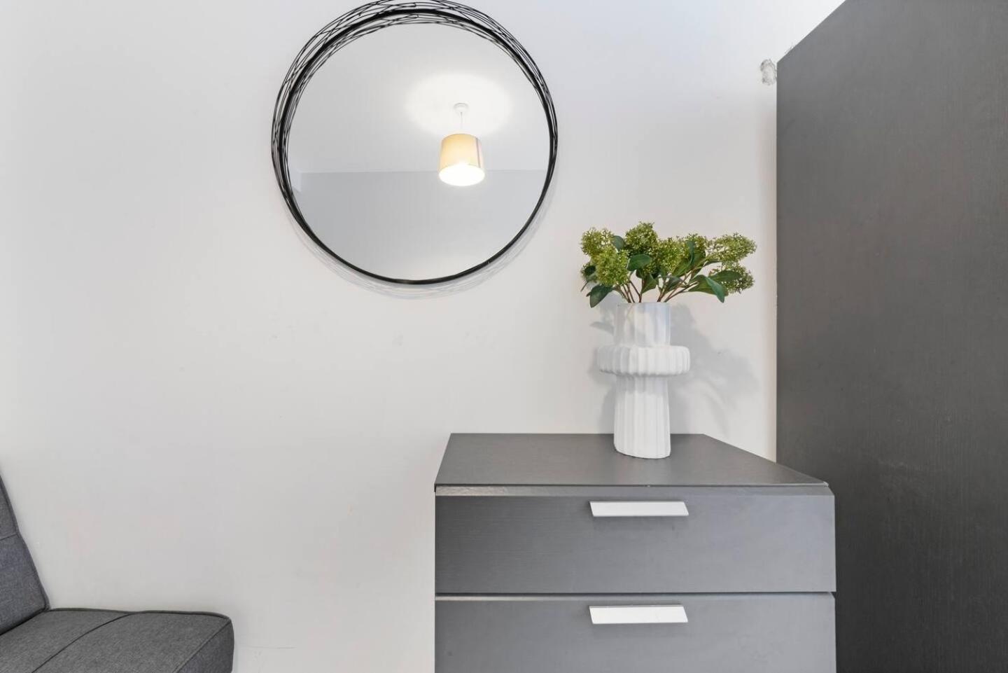 2 Bed Apartment- Finsbury Park Station B Londra Esterno foto