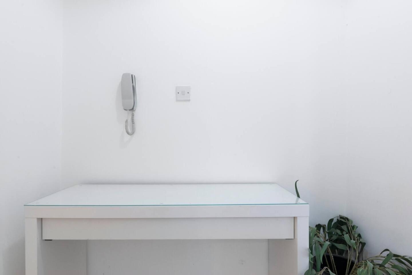 2 Bed Apartment- Finsbury Park Station B Londra Esterno foto