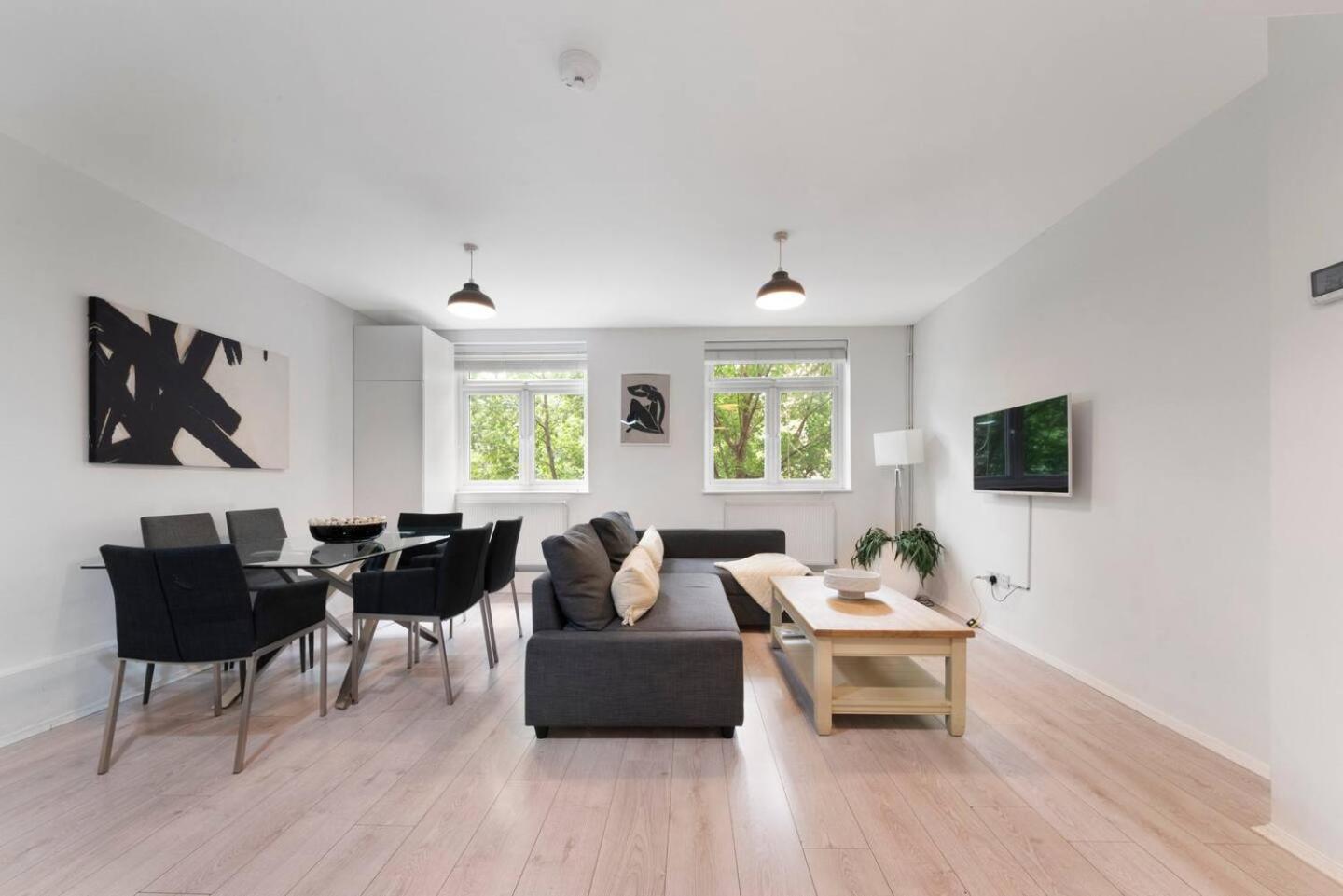 2 Bed Apartment- Finsbury Park Station B Londra Esterno foto