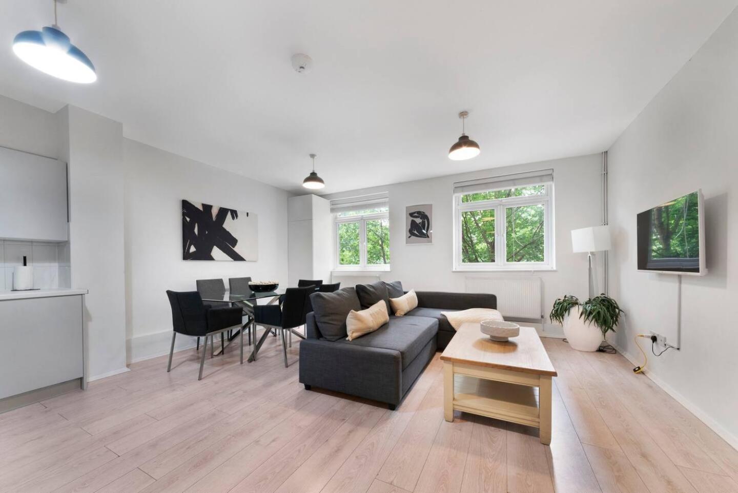 2 Bed Apartment- Finsbury Park Station B Londra Esterno foto